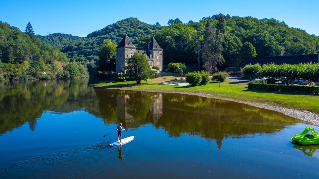 Camping Le Chateau Du Gibanel Saint-Martial-Entraygues Exteriér fotografie